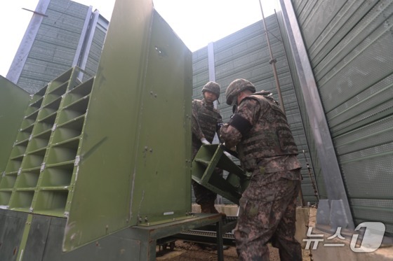 South Korean military demolish a loudspeaker in North Korea. 2025.8.4 (Provided by Ministry of Defense) / News1