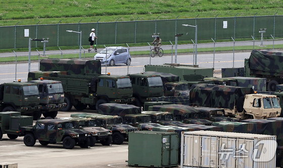 Military vehicles are parked at Camp Humphreys, a U.S. military base in Pyeongtaek, Gyeonggi Province, South Korea, on August 17, a day before the start of joint U.S.-South Korea military exercises Ulchi Freedom Shield (UFS). 2025.8.17 / News1