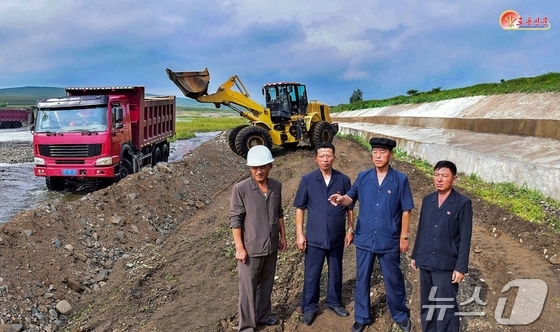 The Rodong Sinmun, the official newspaper of North Korea\'s Workers\' Party, stated on August 30 that party organizations should spare no effort in their work to cope with the disaster-level weather / Rodong Sinmun