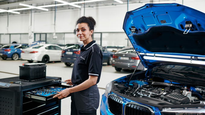 BMW 그룹 코리아가 18일부터 9월27일까지 전국 BMW 및 MINI 공식 서비스센터에서 2025년 닥터 BMW 위크 및 MINI 홈커밍 위크 캠페인을 진행한다. /사진=BMW 코리아