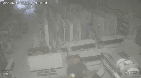 bt48b84e0632afc5638802d71d22952273.gif
