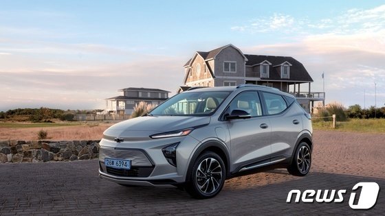 쉐보레 소형 전기 스포츠유틸리티차(SUV) ‘볼트 EUV’의 모습〈자료사진〉(한국GM 제공)