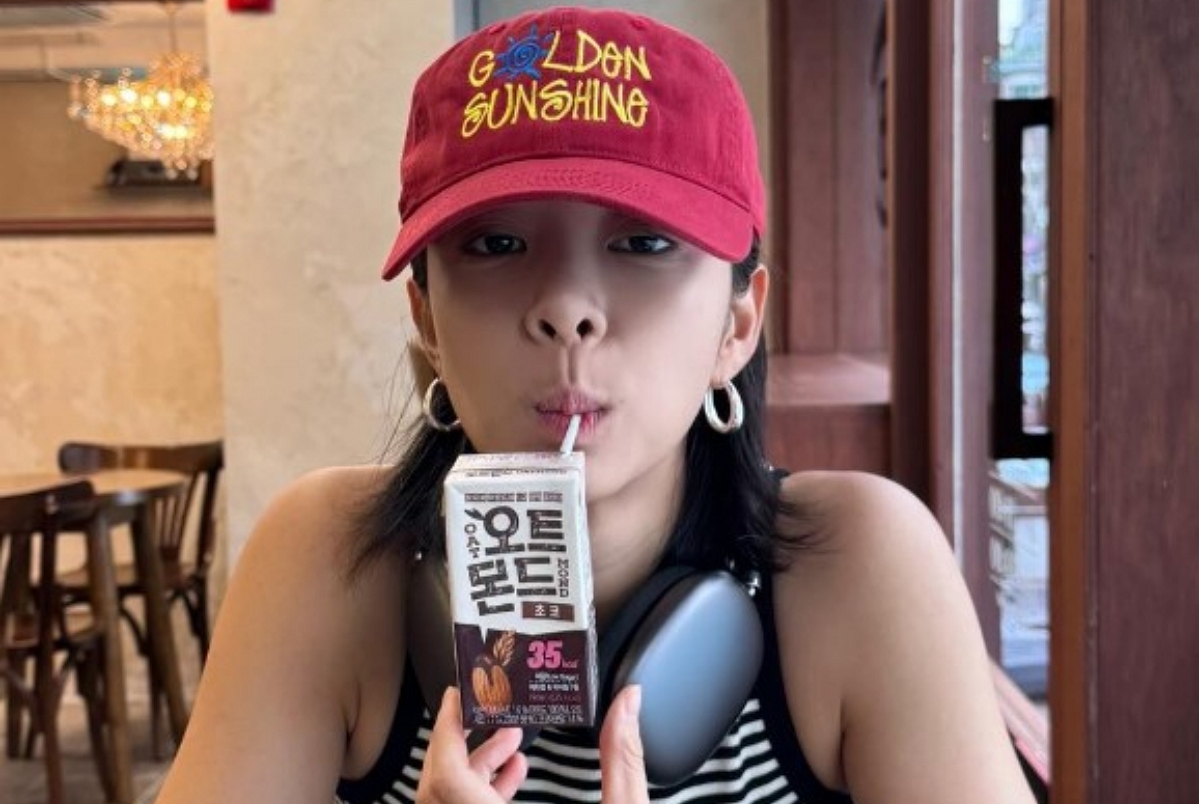 출처: 설인아 SNS