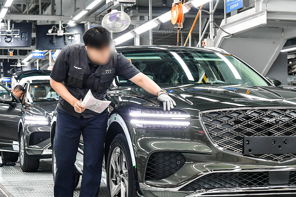 제네시스 - 미국 관세 - 울산공장 - 특근 취소 - 수출 전략 - 현지 생산 한계 - 25% 관세 - 트럼프 - 가격 인상 - 현대차그룹 회의