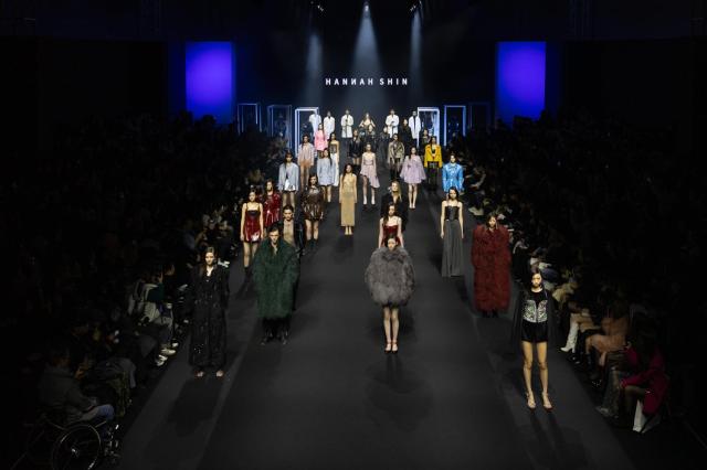 &nbsp;   Hannasin\'s show at the 2025 Fall/Winter Seoul Fashion Week in February [Photo=Seoul Fashion Week]