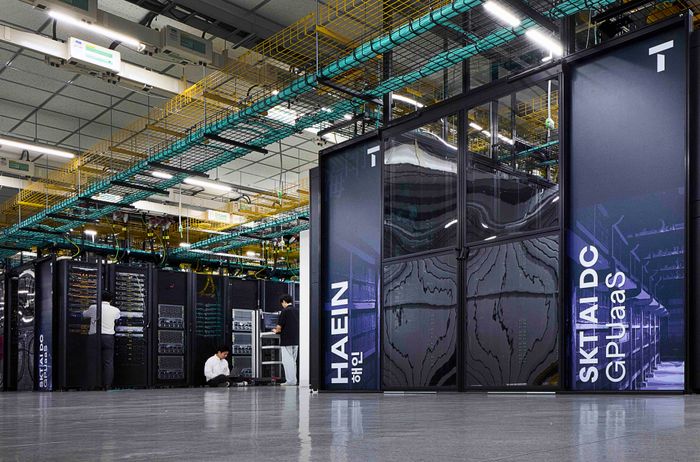 SK브로드밴드 가산 AI DC에 구축된 B200 클러스터 ‘해인’의 모습ⓒSK텔레콤