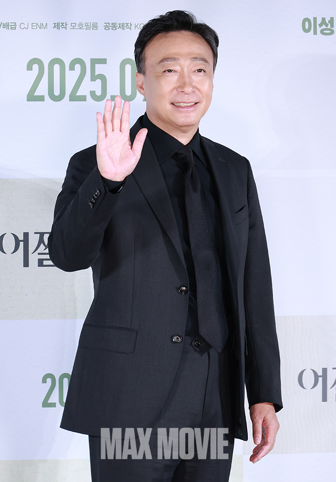 한때 제지업계의 베테랑이었으나 구직자 신세가 된 범모 역. 정유진 기자
