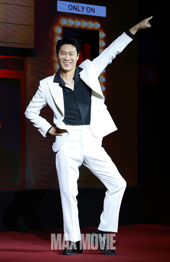 극 E 성향(?)같은 포즈. 정유진 기자