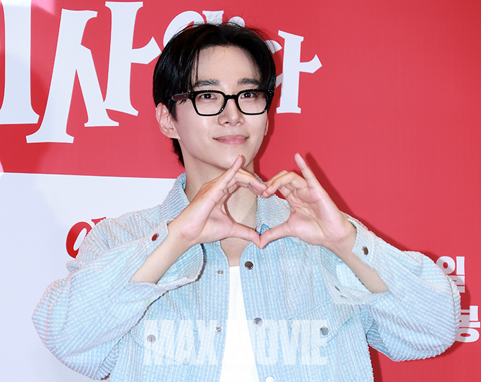 극장에서 보세요~. 정유진 기자