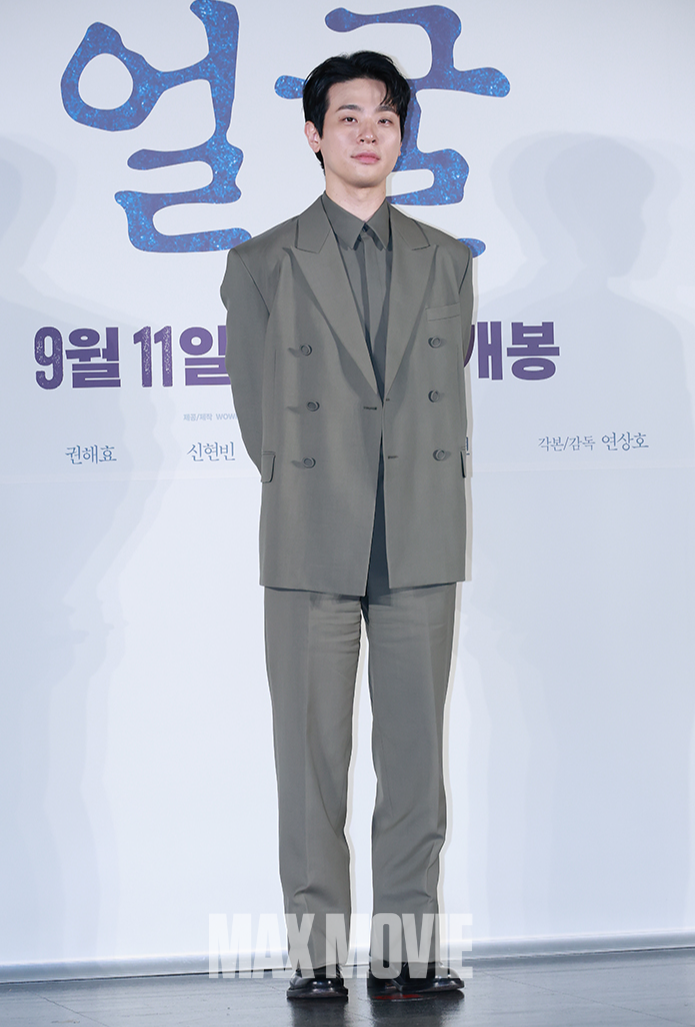 첫 1인 2역 도전. 정유진 기자