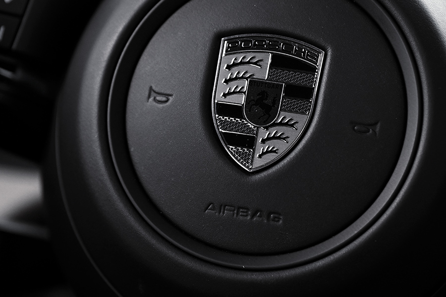 포르쉐 EV의 기조와 ‘성능의 매력’을 잇는 존재 - 포르쉐 마칸 일렉트릭 터보[별별시승]