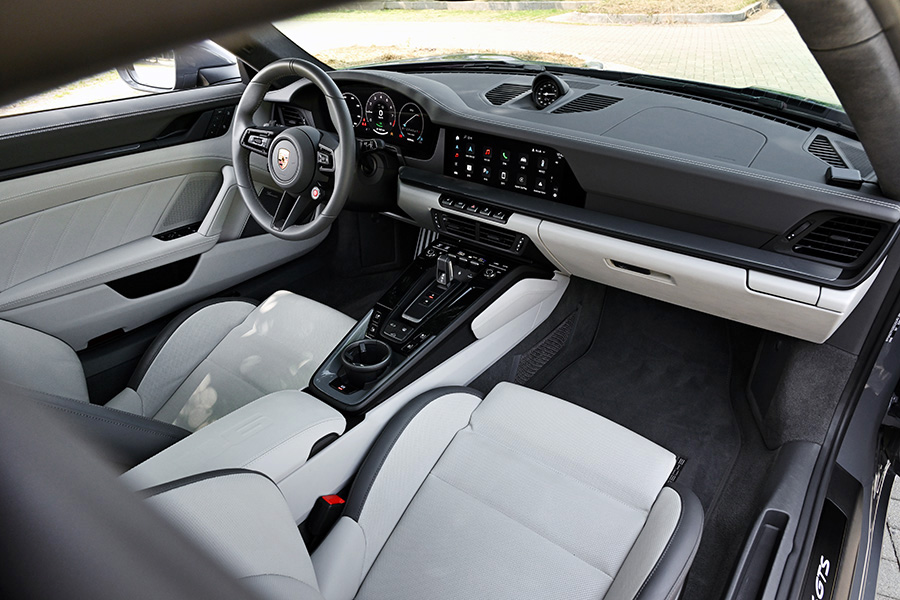 포르쉐 911 GTS. 사진: 김학수 기자