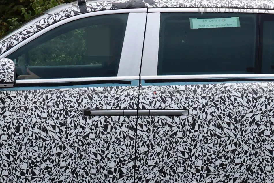 제네시스 GV90 스파이샷