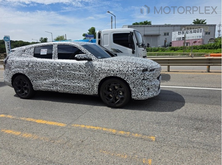 르노코리아 오로라 2 프로젝트카 시험주행