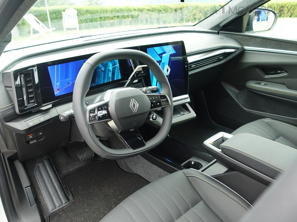 르노코리아 세닉 E-테크