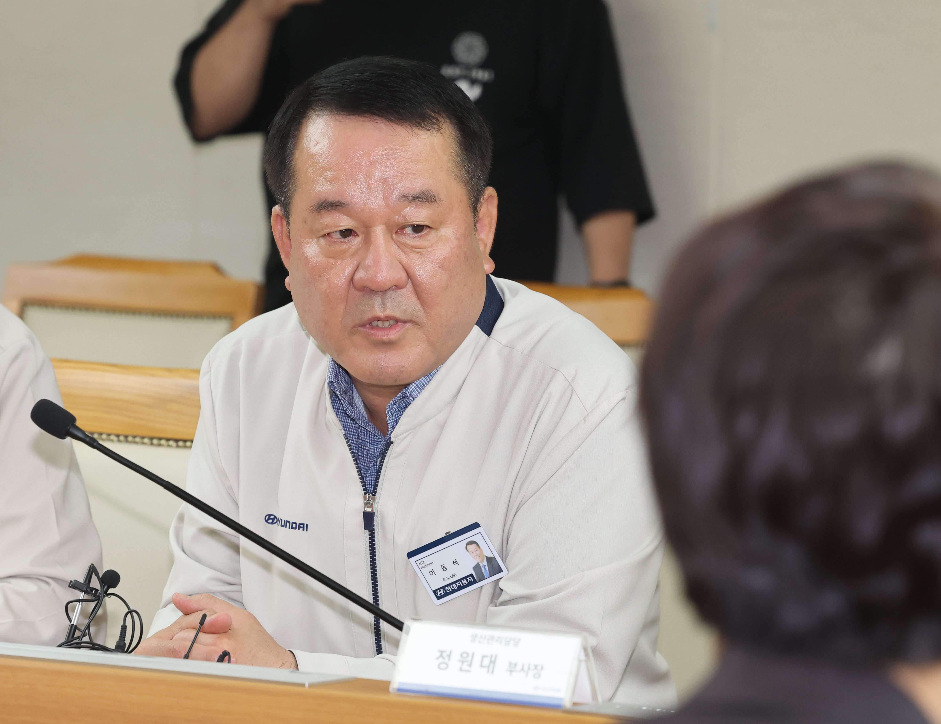 현대자동차 이동석 대표이사가 6일 울산공장에서 열린 국민의힘 지도부와의 관세 대응 간담회에서 발언하고 있다./연합뉴스