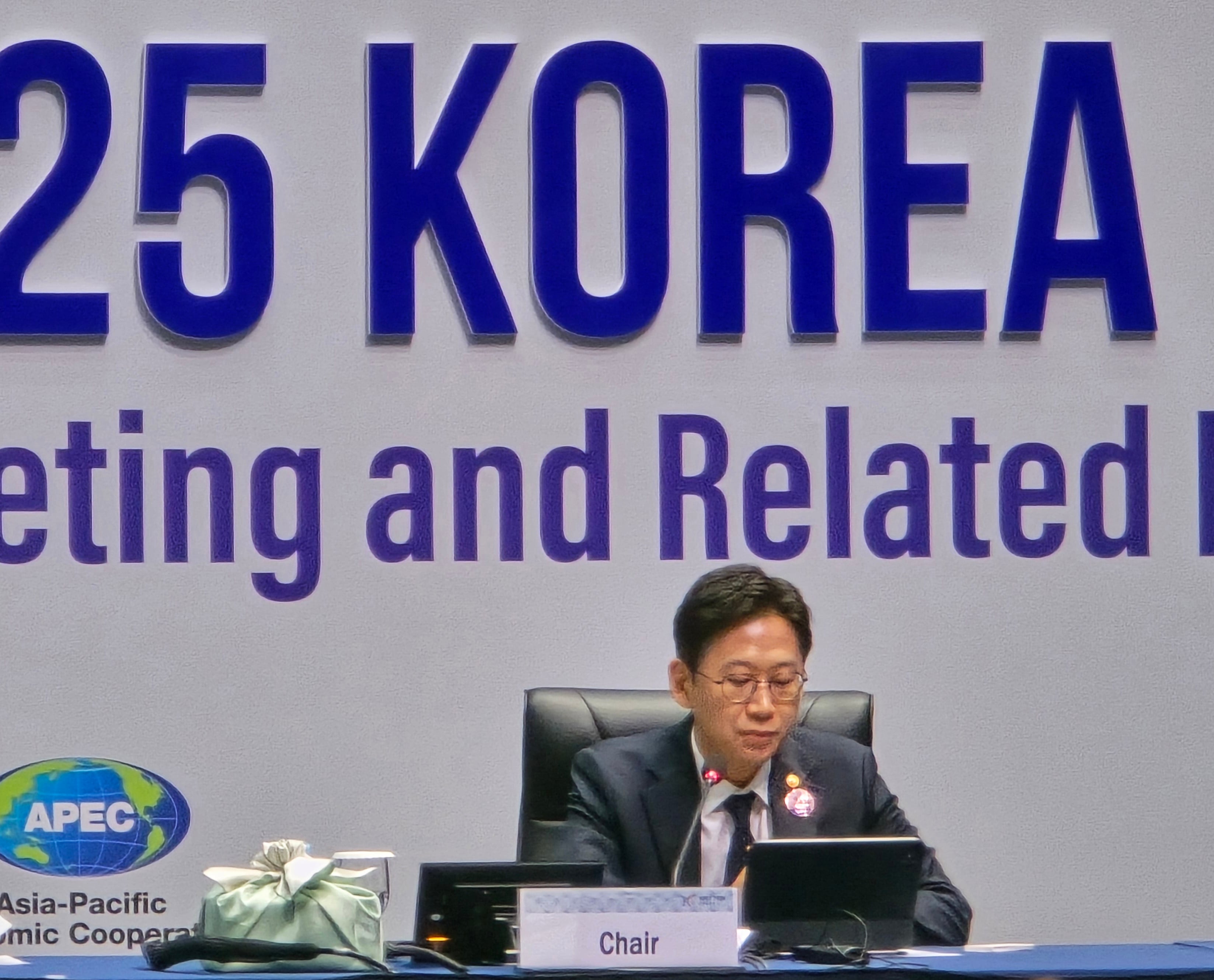 배경훈 과학기술정보통신부 장관이 4일 인천 연수구 송도컨벤시아에서 개최된 ‘아시아태평양경제협력체(APEC) 디지털·AI 장관회의’에서 개회사를 진행하고 있다./정두용 기자