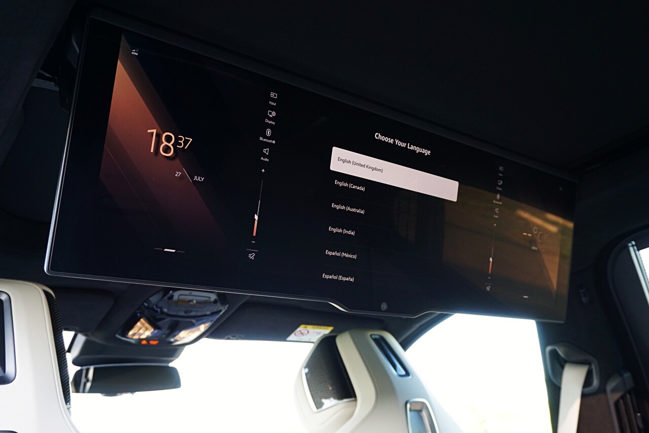 BMW 시어터 스크린. / 허인학 기자