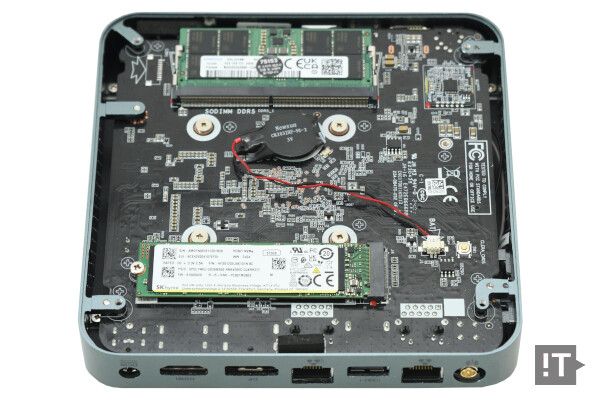 조텍 ZBOX 엣지 CI343 내부 모습 / 권용만 기자