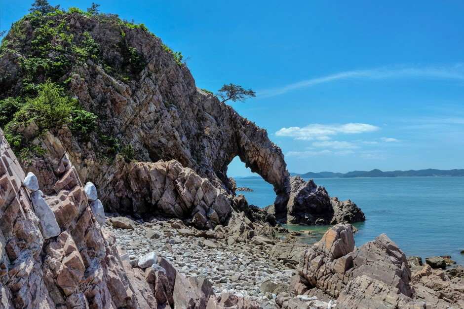 인스타샷 잘나오는 코끼리바위 / 사진=한국관광공사@TourAPI