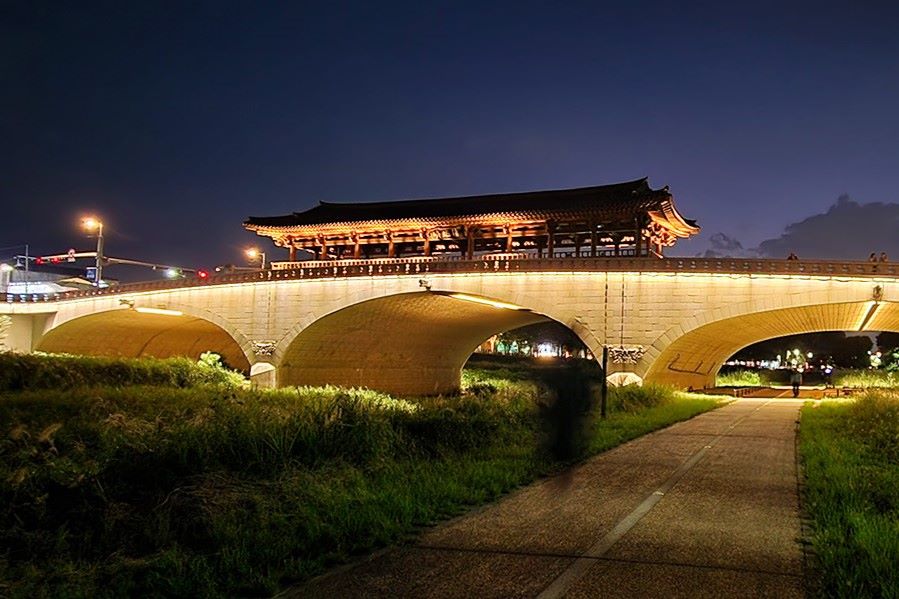 청연루 야경 / 사진=비짓전주
