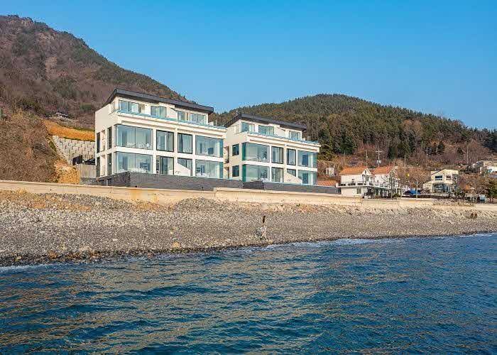 웨이포인트 풀빌라 / 사진=한국관광공사@TourAPI