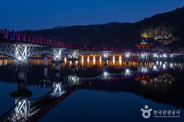 월영교 (ⓒ한국관광공사 대한민국 구석구석)