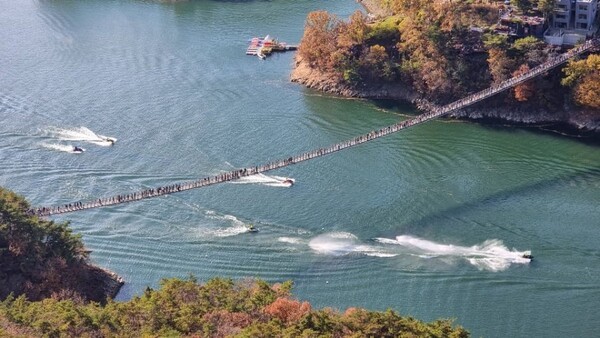 옥순봉출렁다리 (ⓒ대한민국 구석구석)