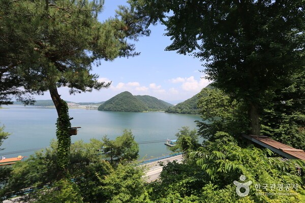 춘천호 (ⓒ한국관광공사 대한민국 구석구석)