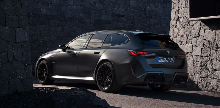 국내 BMW M5 투어링 인증완료 출시임박