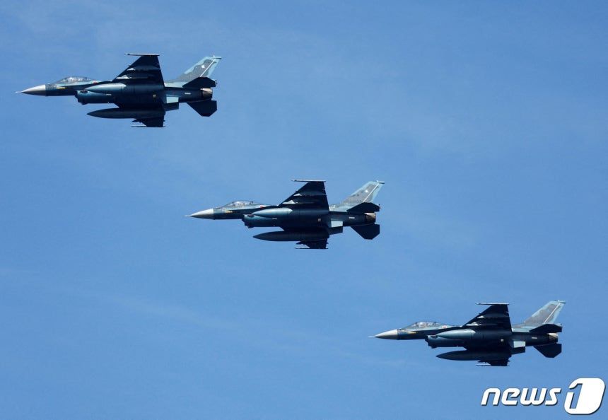 出典: ロイター、News1