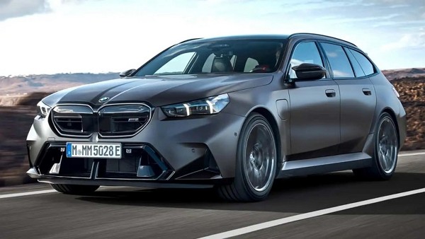 M5 투어링 전측면부. [사진=BMW]