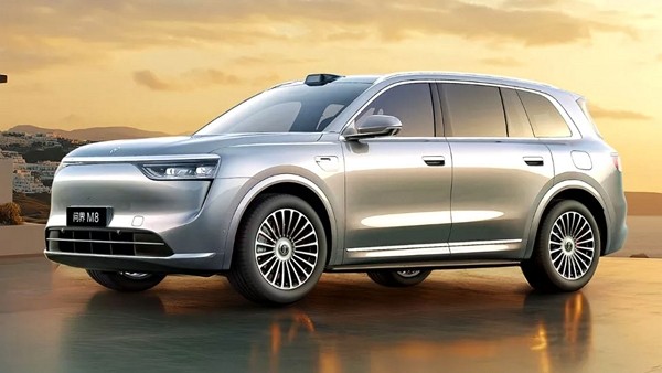 아이토 M8 EV 전측면부. [사진=화웨이]