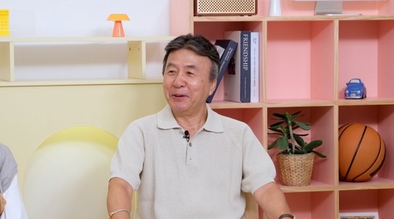 俳引用：KBS 2TV『屋根部屋の問題児たち』