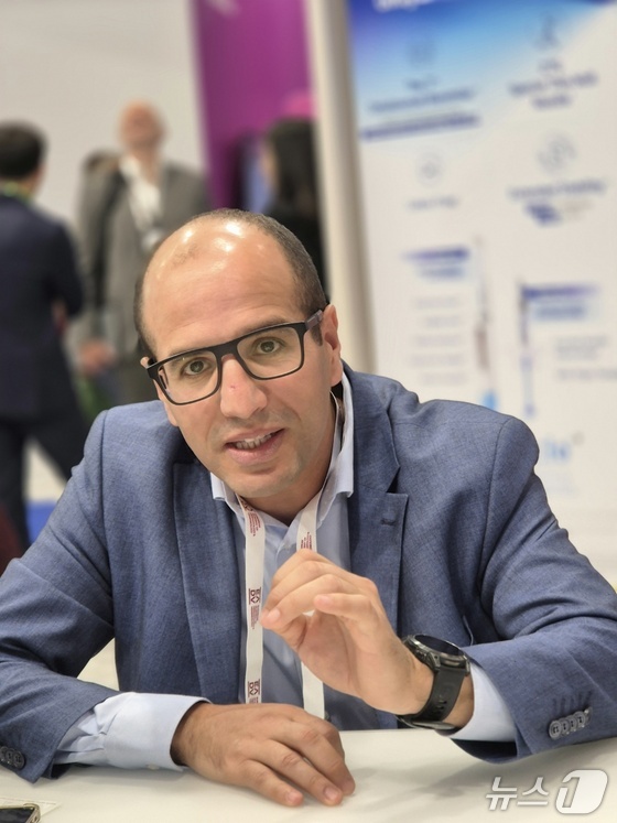 Salim Benkhalifa, Medical Director of Celltrion\'s French subsidiary, doing an interview / News1