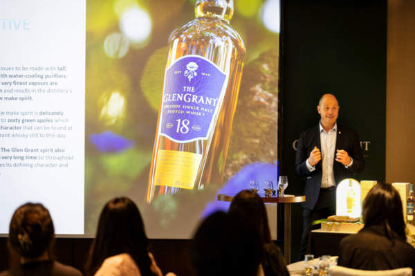 지난 31일 서울시 중구 장충동 소재 서울신라호텔에서 진행된 ‘더 글렌그란트(The Glen Grant)’ 마스터 클래스 (더 글렌그란트의 마스터 디스틸러인 ‘그렉 스테이블스(Greig Stables))