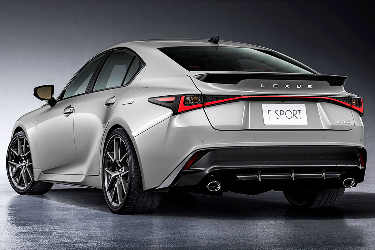 렉서스-IS-페이스리프트