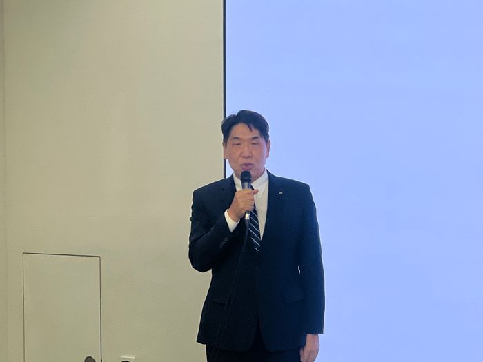 구재형 KT 네트워크기술본부장이 18일 서울 광화문 사옥에서 열린 소액결제 피해 관련 2차 브리핑에서 조사 결과를 발표하고 있다.ⓒ데일리안 이주은 기자