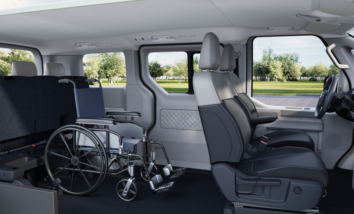 기아 '더 기아 PV5' 1열과 2열 내부.