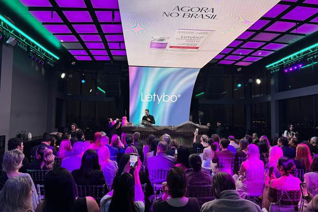 휴젤이 브라질에서 '레티보' 프리 론칭 행사를 개최했다.(사진=휴젤)