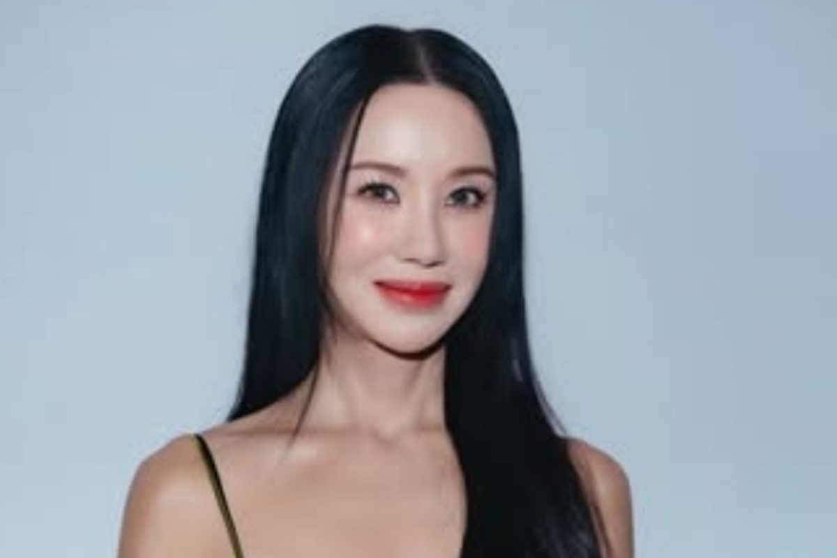 출처: 엄정화 SNS