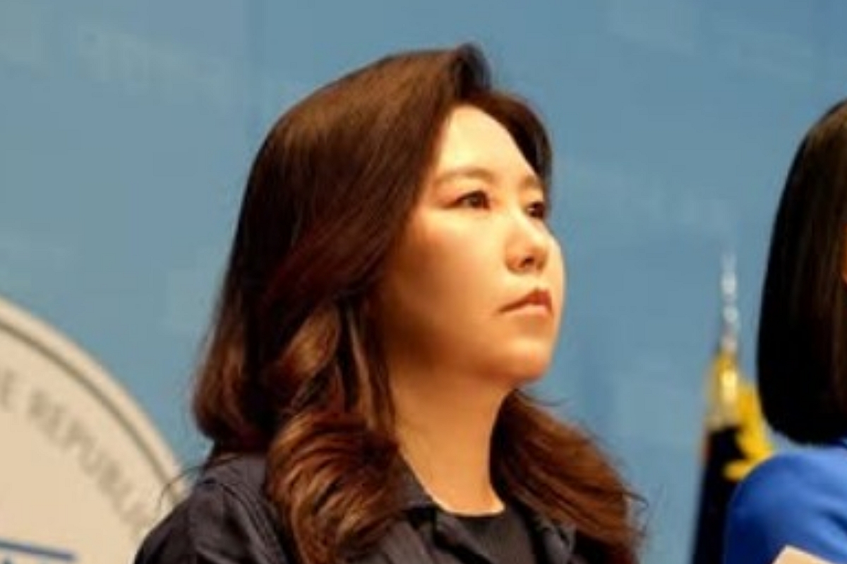 출처: 강유정 SNS