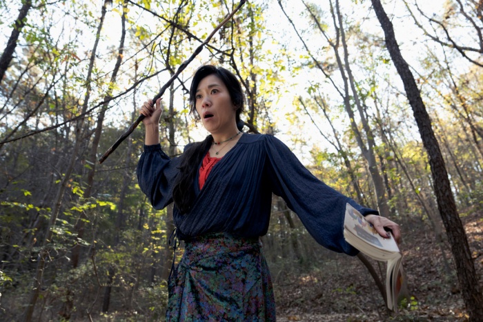 염혜란은 이 작품에서 만수의 경쟁자 중 한 명인 범모의 아내 아라를 연기했다. 사진제공=CJ ENM