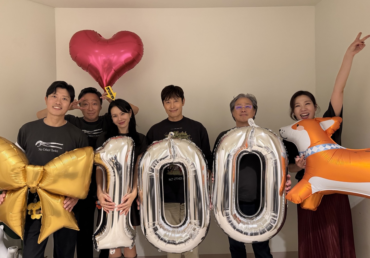'어쩔수가없다'가 개봉 5일째 100만 관객을 돌파했다. 사진제공=CJ ENM