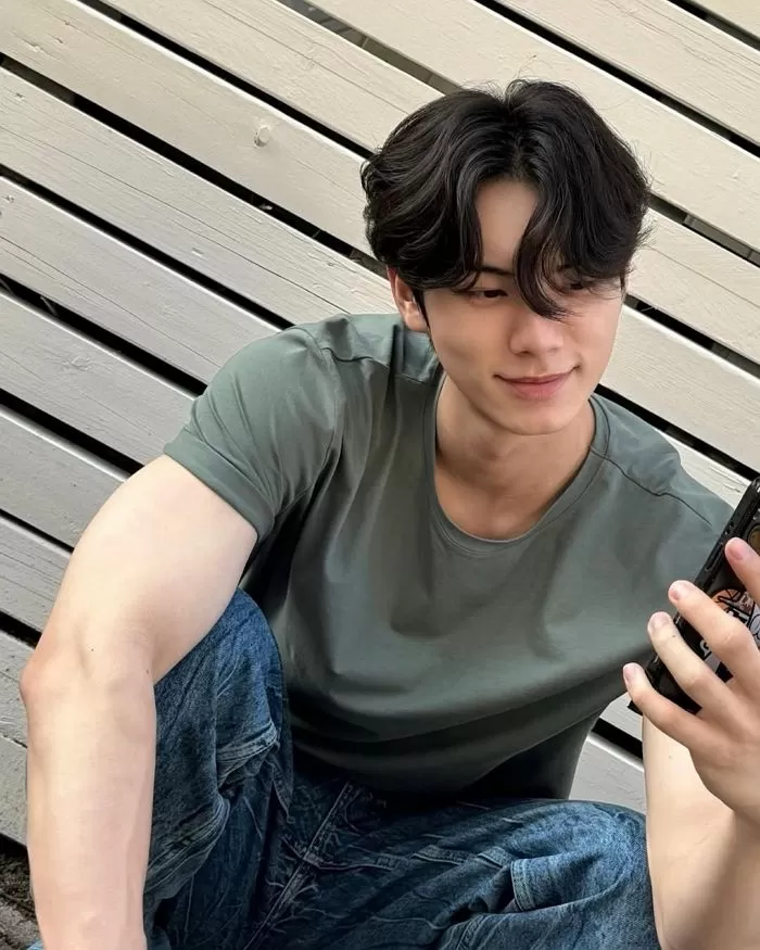 引用:Instagram@l.c.m____