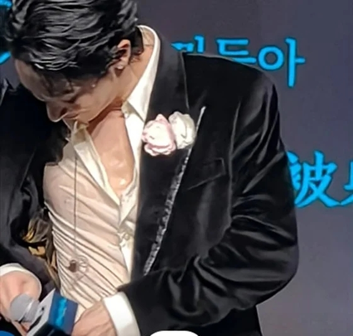 引用:X