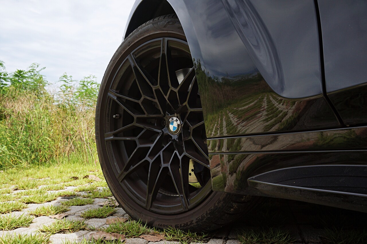 BMW M3 컴페티션 M x드라이브의 휠. / 허인학 기자