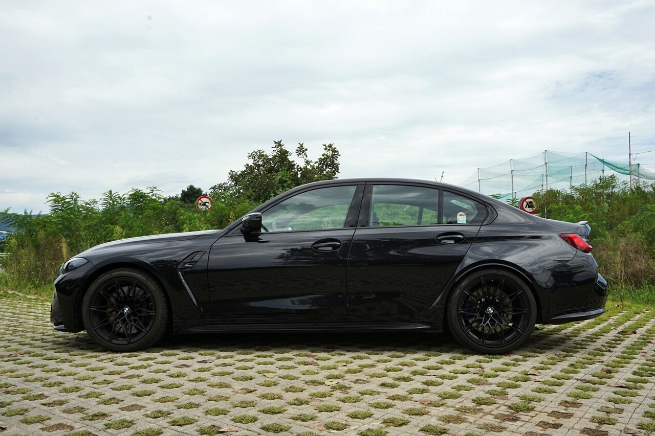 BMW M3 컴페티션 M x드라이브 측면. / 허인학 기자