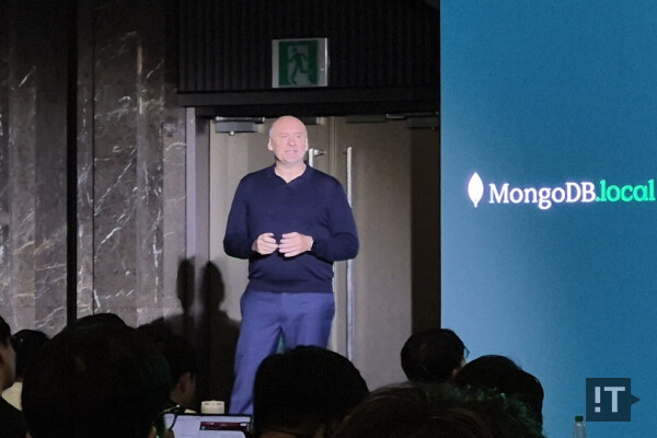 톨스튼 발터 몽고DB CXO 어드바이저 매니징 디렉터 / 권용만 기자