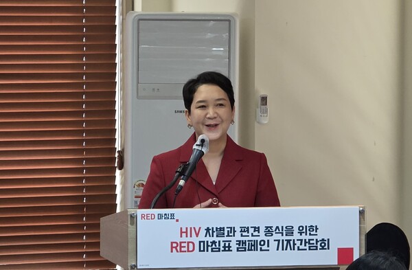 최재연 길리어드사이언스코리아 대표가 간담회 축사를 진행하고 있다. 